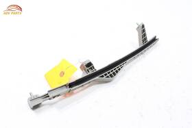 83560dw000 Kia Sportage Rear Right Side Door Window Glass Guide Channel Oem 2023 - 2024