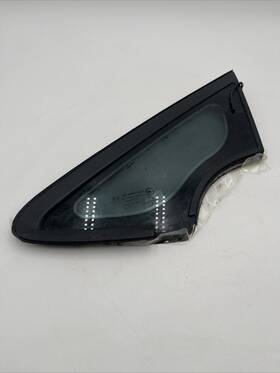 86180-a7100 Kia 86180a7100 2014 - 2018 Forte Front Left Door Window Glass Quarter Molding