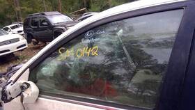 277-59360l Lexus Driver Left Front Door Glass Fits 98-05 Gs300 26675