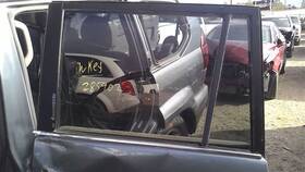 278-58548l Lexus Driver Left Rear Door Glass Fits 03-09 Gx470 23078838