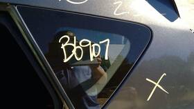 284-50435l Mazda Driver Left Quarter Glass Hatchback Fits 10-13 3 378598