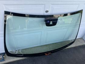2126702801 Mercedes-benz 10-13 W212 E350 E550 E63 Front Windshield Wind Shield Window Glass Oem