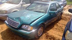 277-59421r Mercedes-benz Passenger Front Door Glass 202 Type C280 Fits 94-00 C-class 210741