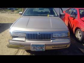 277-05750ar Mercury Passenger Front Door Glass Thru 1/94 Fits 92-94 Crown Victoria 274481