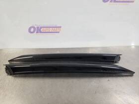 270-11160 Mitsubishi 22 2022 Outlander Exterior Windshield Moulding Set
