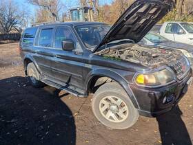 279-56828ar Mitsubishi Passenger Rear Door Vent Glass Fits 97-04 Montero Sport 1751923