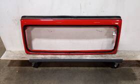 269.ch9320 Mopar Jeep Jl Wrangler Oem Windshield Frame Only Firecracker Red Prc 2018-2023 145379