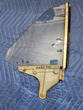 3499646 Mopar 70 71 72 73 74 Plymouth Cuda Barracuda Quarter Window Glass Bracket Rh Passenger