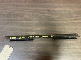 C-1116 Mopar 1939 1940 1941 1942 1946 1947 Dodge Truck Rh Door Glass Window Channel 1224