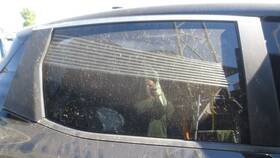 278.da1c25 Nissan Passenger Side Rear Door Glass Fits 25-27 Kicks 161058