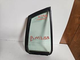279-56599 Nissan 2002 - 2006 Altima Right Rear Door Window Vent Glass Oem