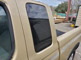 284-58998bl Nissan 1998 2004 Frontier Oem Left Rear Quarter Glass