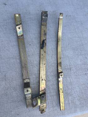 80240-30p00 Nissan 1991 300zx 2 Front Door Window Glass Track Guide Rails Right Side Oem
