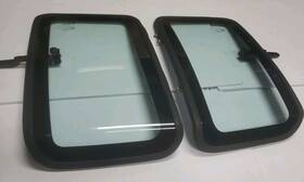 S4206 Nissan 80330 1986-97 Hardbody D21 Truck Rear Vent Quarter Window Glass Lh And Rh Set Oem