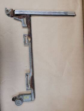 277.ch3s47 Plymouth 46 47 48 Coupe Passenger Window Channel Frame