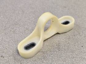 92853729002 Porsche Used Original Genuine 928 Passengers Door Rear Window Guide Upper Slide