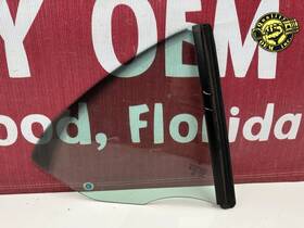 99754311214 Porsche 1999-2012 911 Cabrio Rear Right Passenger Side Quarter Window Glass Oem