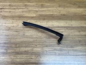 51337304658 Rolls-royce 2017-2023 Dawn Rr6 Right Door Window Guide Rail Oem