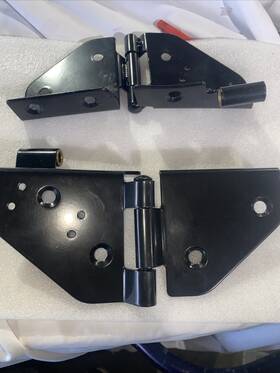 11209.1 Rugged Ridge 1976-1986 Cj 1987-1995 Wrangler Yj -windshield Hinges Black
