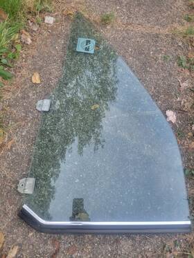 146532415424152 Sekurit Mercedes W126 Rh Right Rear Window Passenger 380sec 500sec 560sec 82-91 C126