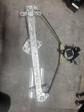 447900 Subaru Legacy 2010-2014 Front Right Electric Door Window Regulator With Motor 7411