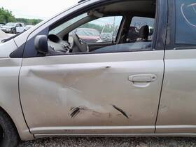 277-58836l Toyota Local Pickup Only Driver Left Front Door Glass 4 Sedan Fits 00-05 Echo 19 277-58836l Toyota Local Pickup Only Driver Left Front Door Glass 4 Sedan Fits 00-05 Echo 19