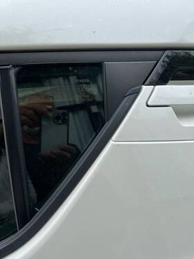 279-10026l Toyota Driver Left Rear Door Vent Glass Fits 18-20 C-hr 298802