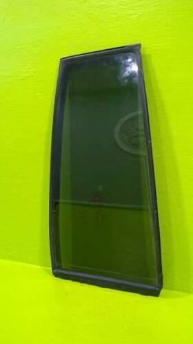 279-56584r Toyota 01 02 03 04 05 06 07 Highlander Passenger Right Rear Vent Glass Oem 2820-41