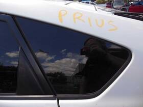284-50423l Toyota Driver Quarter Glass Prius Plug-in Vin Dp Fits 10-15 498933