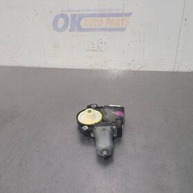 288-50578 Toyota 11 2011 Land Cruiser Sun Roof Motor