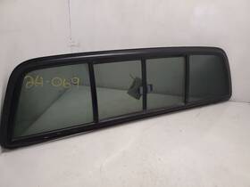 64810-04010 Toyota Tacoma Deluxe Iq Back Glass Sliding 1995-2000 Black Nice
