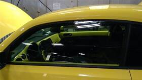 277.vw1c12 Volkswagen 2012 12 Beetle Hatchback Left Driver Front Door Window Glass 94329