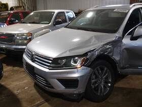 Volkswagen 278-50463l Driver Left Rear Door Glass Fits 11-17 Touareg 2168195