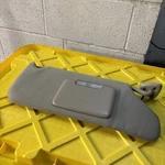 05-07 Chrysler 300 Passenger Right Sun Visor Illuminated Oem. Fixed Price $21.99.