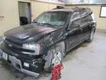 (local Pickup Only) Driver Quarter Glass 129" Wb Movable Onstar Fits 02-03 Trail. Fixed Price $94.99.