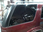 (local Pickup Only) Passenger Quarter Glass Door Liftgate Fits 97-04 Blazer S1. Fixed Price $60.00.