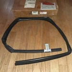 Genuine Gm 2006-2010 Hummer H3 Front Side Door Window Run Channel 25903184 H2. Fixed Price $89.99.