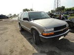 (local Pickup Only) Passenger Quarter Glass Door Liftgate Fits 97-04 Blazer S1. Fixed Price $60.00.