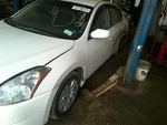 *local Pickup Only* Back Glass Sedan Fits 07-12 Altima 10224437. Fixed Price $111.26.