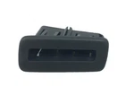 Genuine Land Rover Lh Tailgate Blind Clip - LR082310. Fixed Price $12.10.