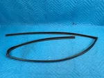 Lexus GX470 Front Passenger's Door Glass Run 68141-60050 2003-2009 Oem. Fixed Price $55.00.