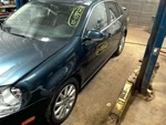 *local Pickup Only* Back Glass Sedan Vin 8TH Digit Fits 05-10 Jetta 10211772. Fixed Price $119.92.