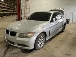 (local Pickup Only) Back Glass Sedan Canada Market With Privacy Tint Fits 06-11. Fixed Price $150.00.