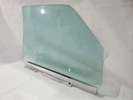 1986 1991 Mercedes 560 Sel Oem Front Left Door Glass. Fixed Price $80.00.
