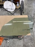 Driver Left Front Door Glass Solar Fits 14-19 Soul. Fixed Price $65.00.